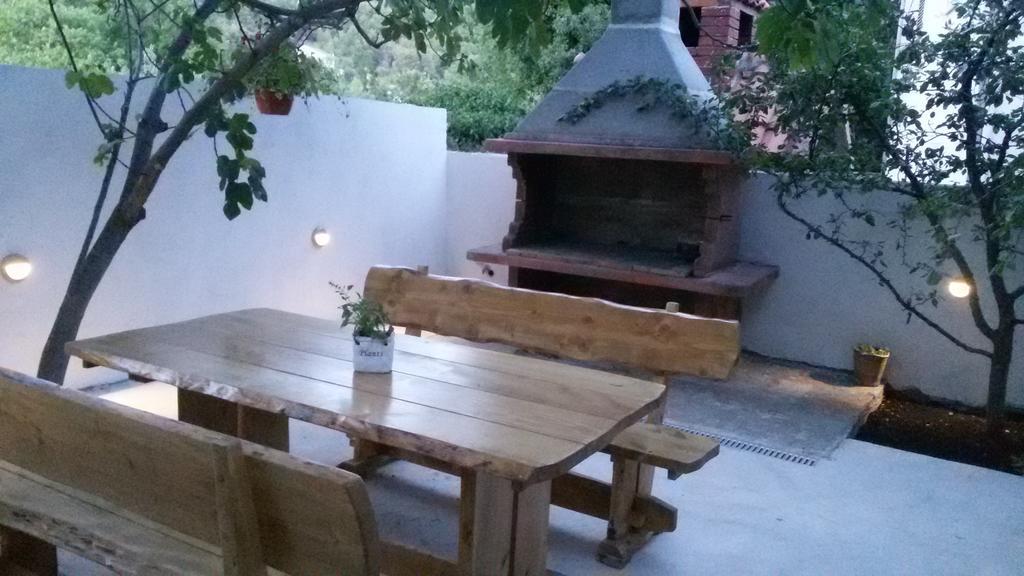 Poljica  Olive Garden Apartments מראה חיצוני תמונה