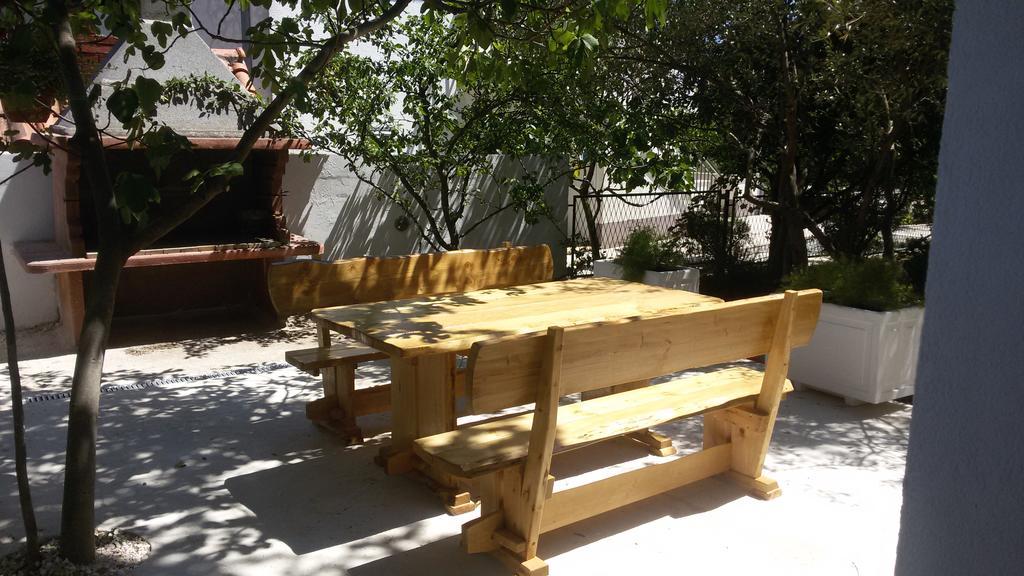 Poljica  Olive Garden Apartments מראה חיצוני תמונה